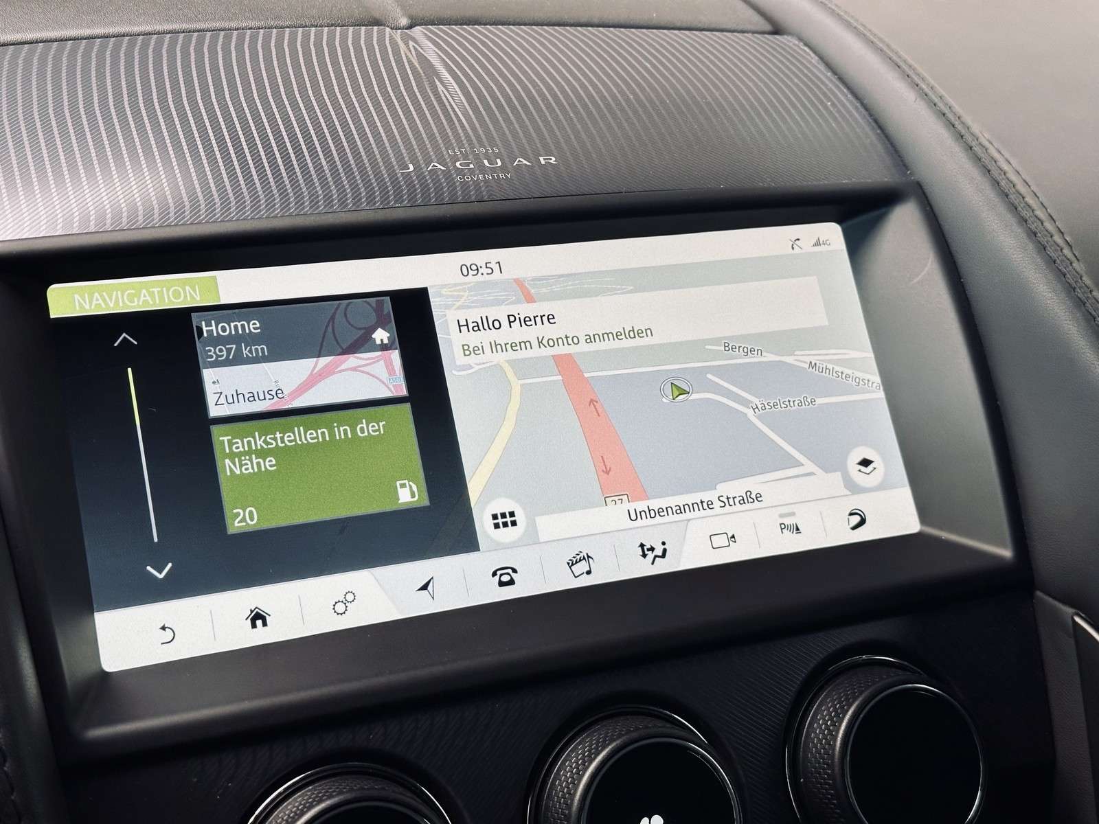 Fahrzeugbild eines Jaguar F-Type