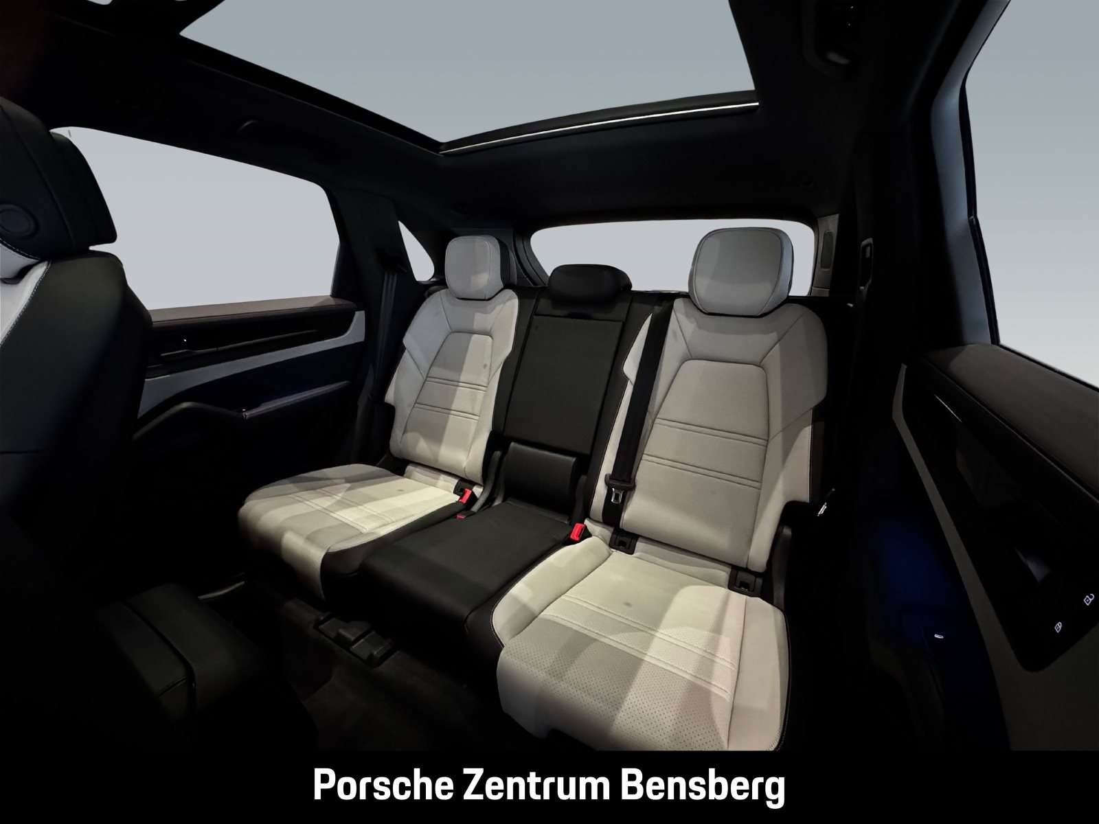 Fahrzeugbild eines Porsche Cayenne