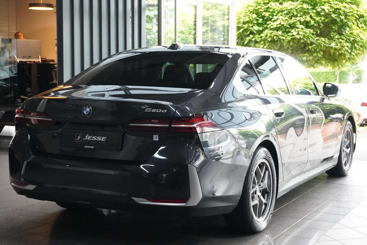 Fahrzeugbild eines BMW 5er-Reihe
