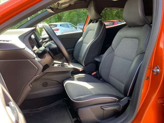 Fahrzeugbild eines Renault Clio