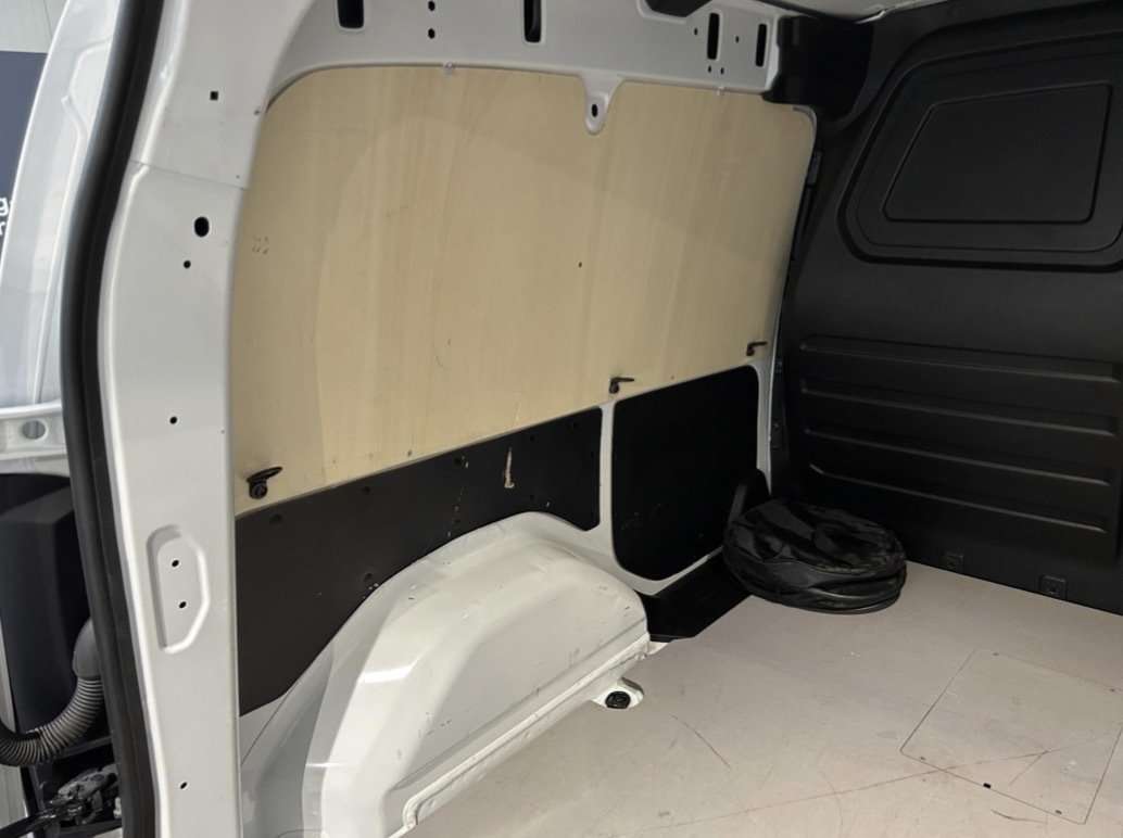 Fahrzeugbild eines Renault Kangoo E-TECH