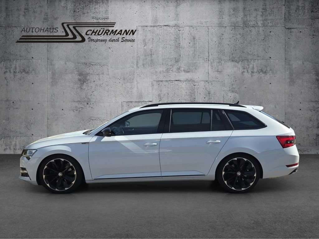 Fahrzeugbild eines Skoda Superb