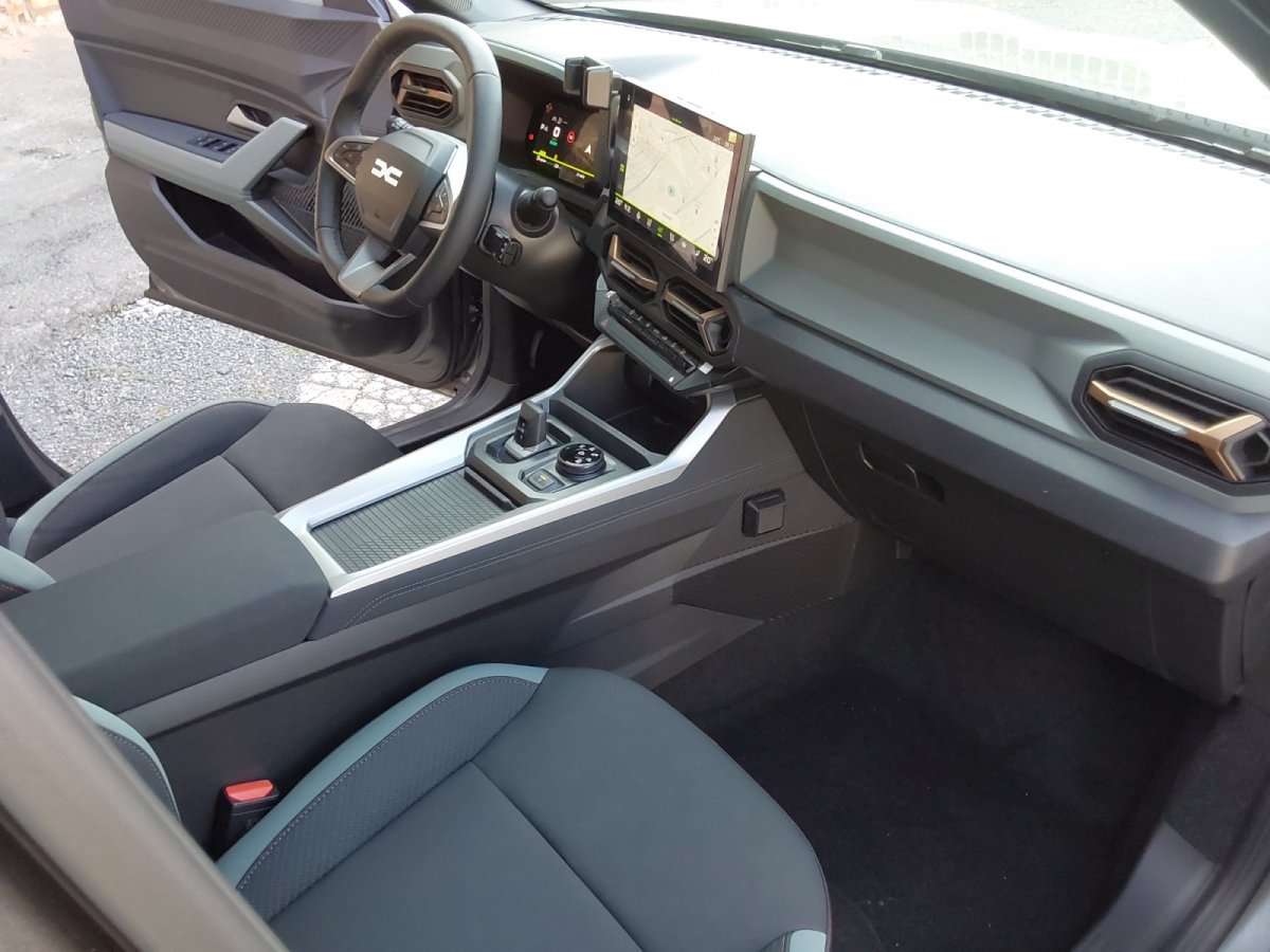 Fahrzeugbild eines Dacia Bigster