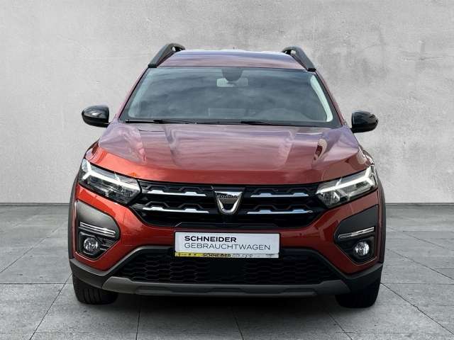 Fahrzeugbild eines Dacia Jogger