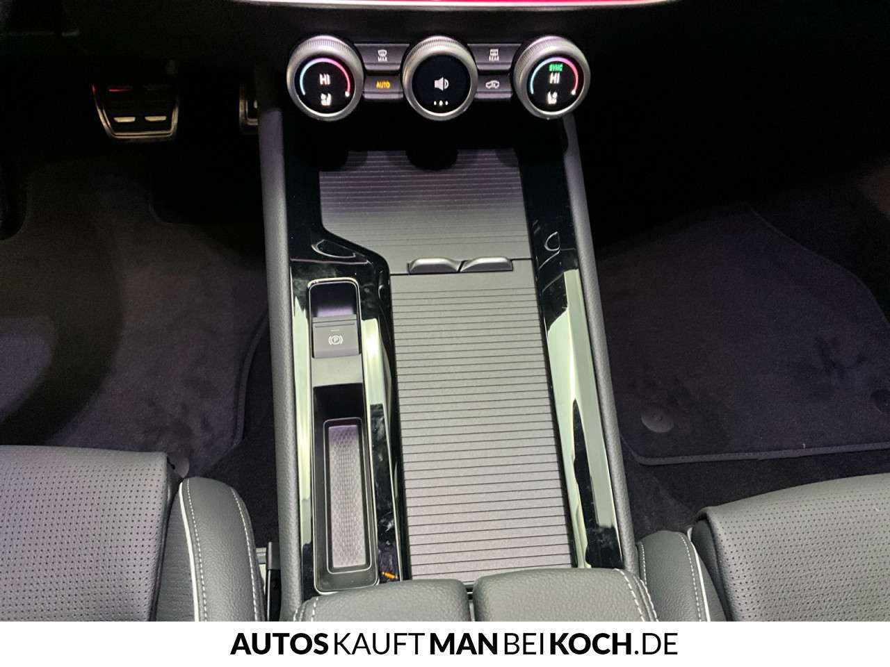 Fahrzeugbild eines Skoda Superb