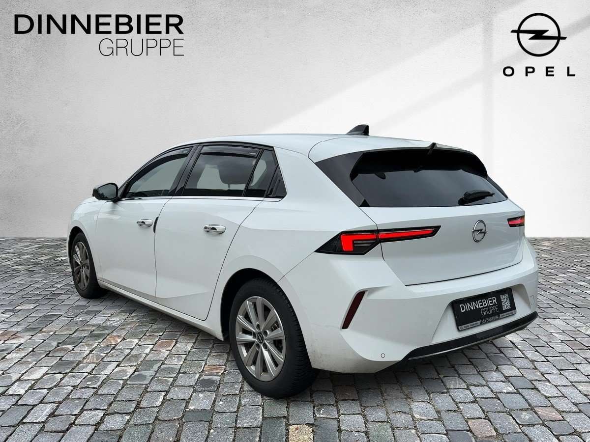Fahrzeugbild eines Opel Astra
