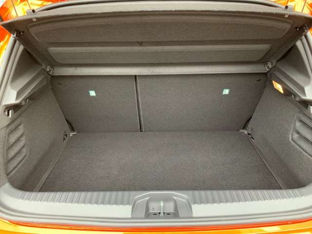 Fahrzeugbild eines Renault Clio