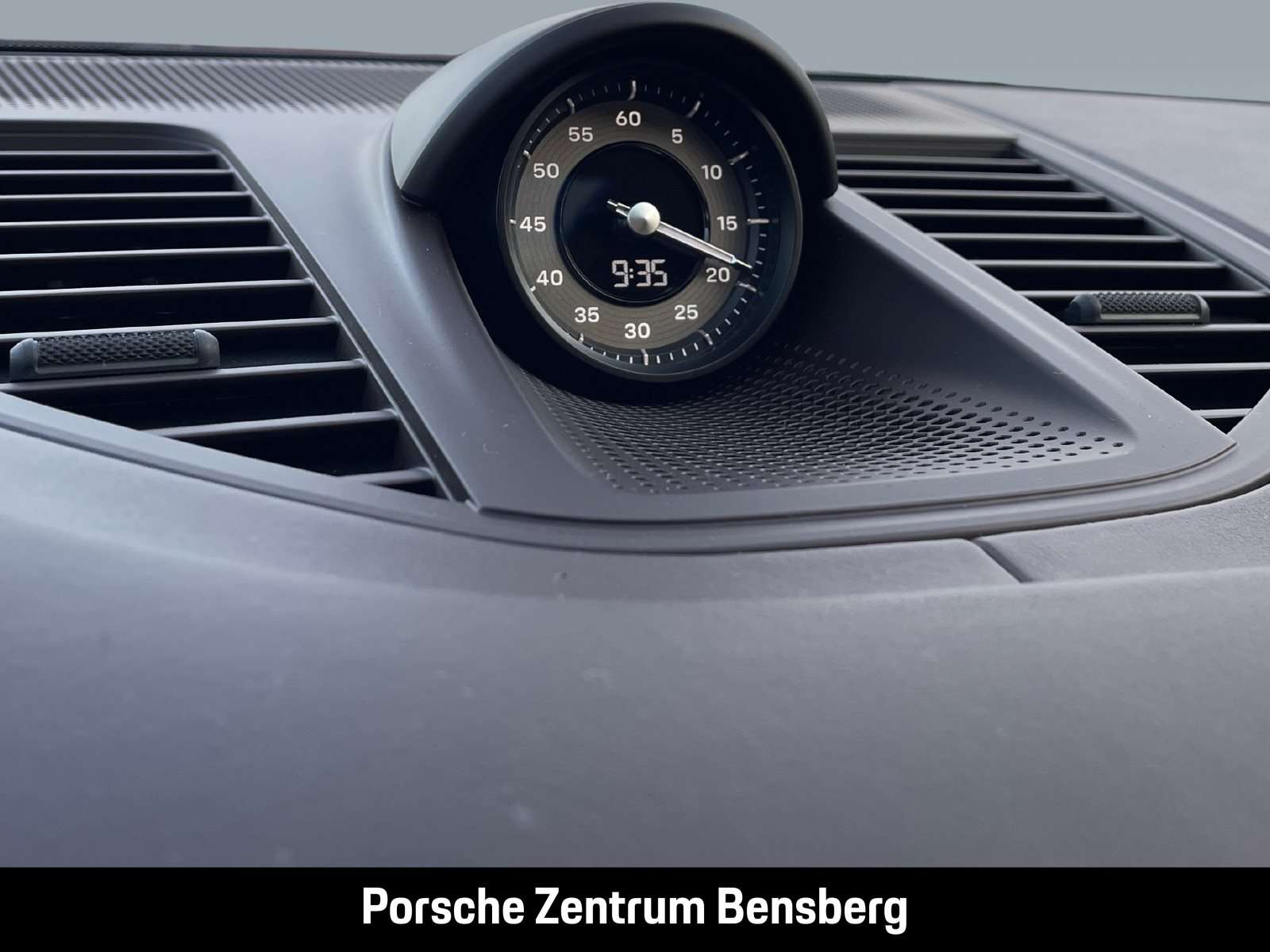 Fahrzeugbild eines Porsche Panamera