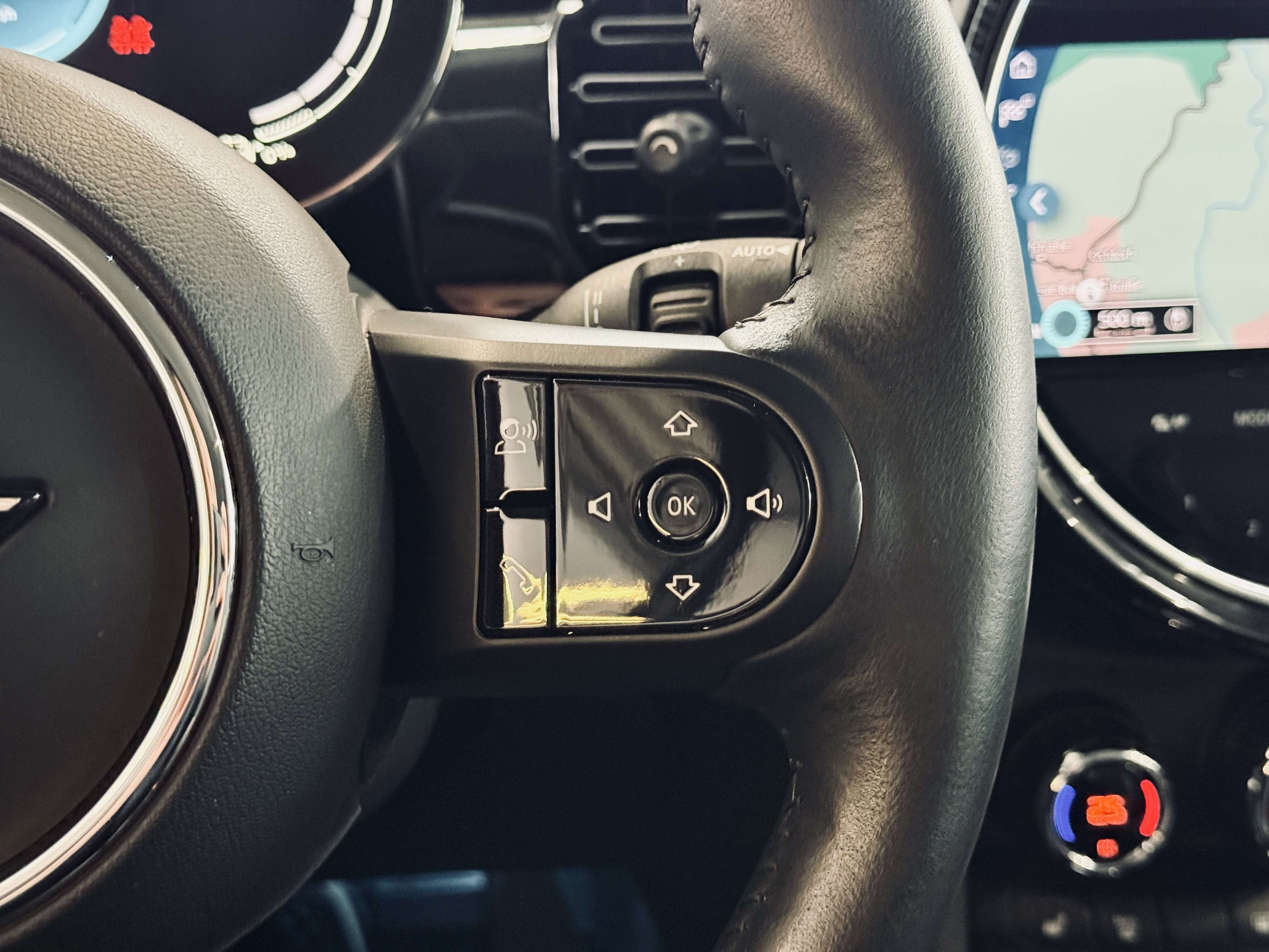 Fahrzeugbild eines MINI COOPER