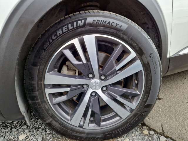 Fahrzeugbild eines Peugeot 3008