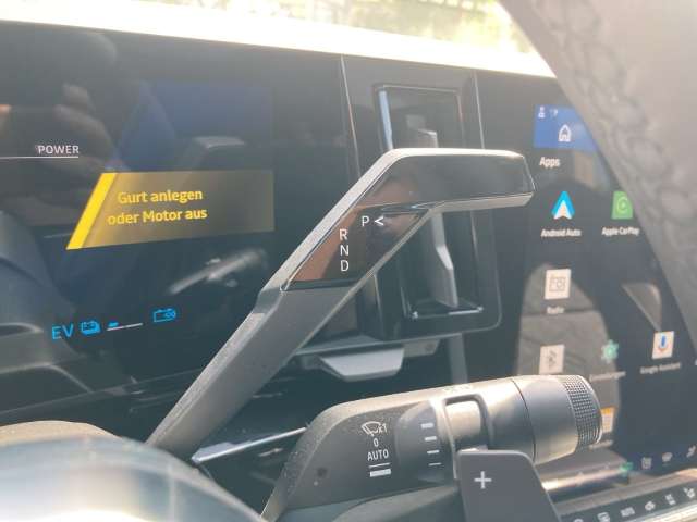 Fahrzeugbild eines Renault Rafale