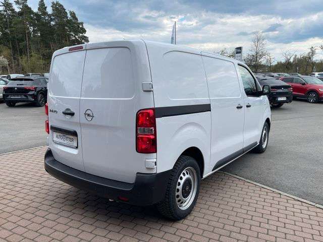 Fahrzeugbild eines Opel Vivaro