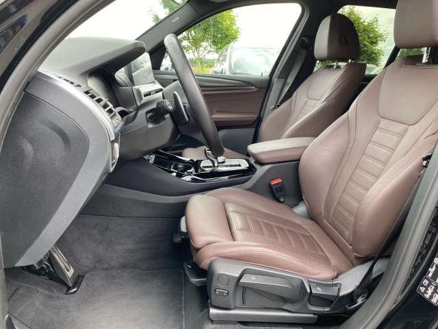 Fahrzeugbild eines BMW X3