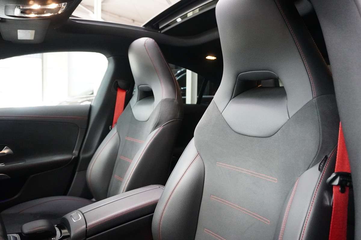Fahrzeugbild eines Mercedes-Benz CLA