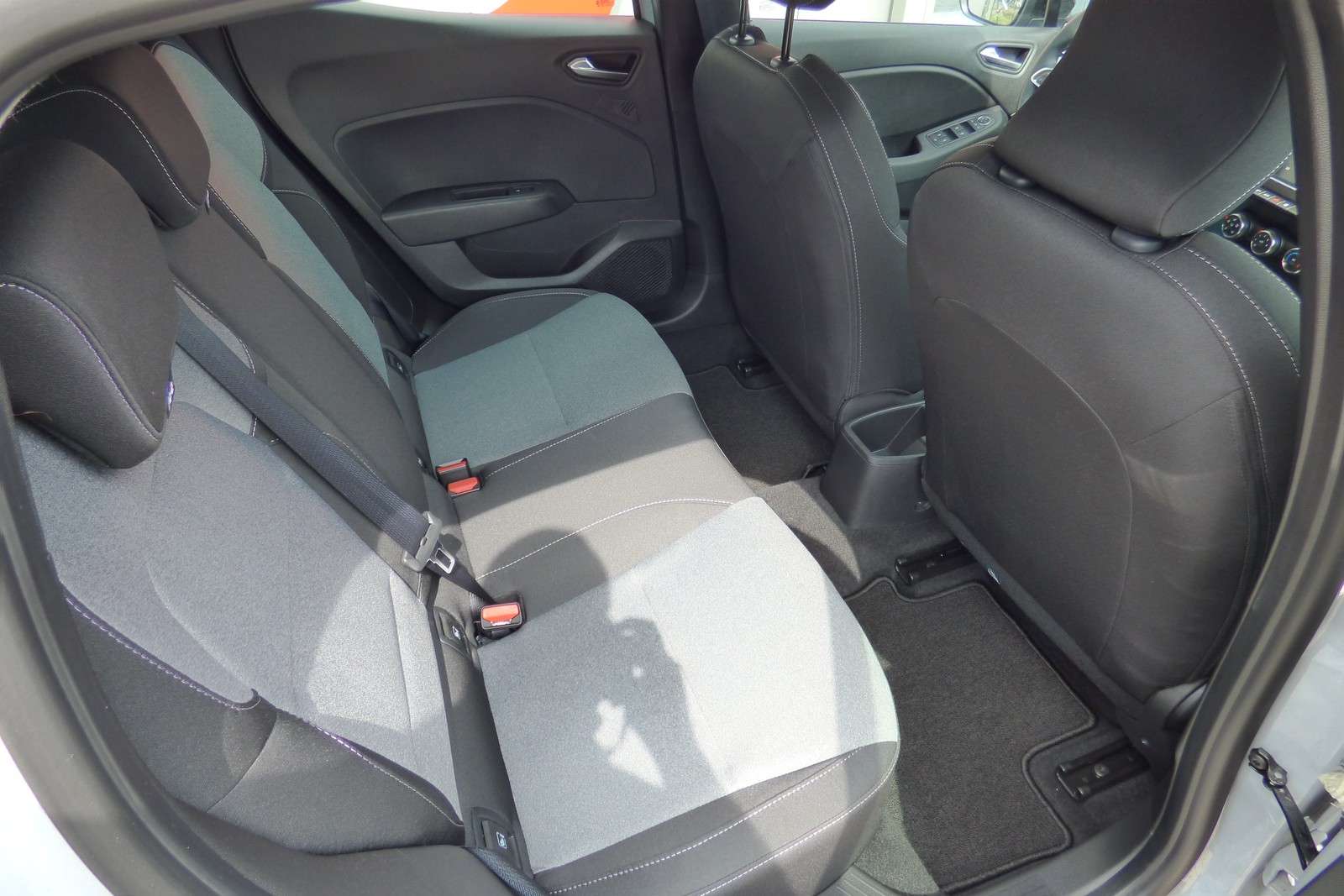 Fahrzeugbild eines Renault Clio