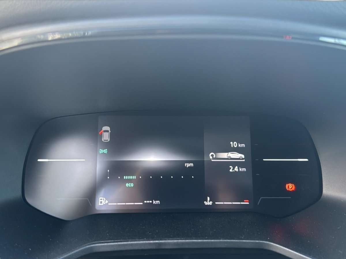 Fahrzeugbild eines Renault Clio