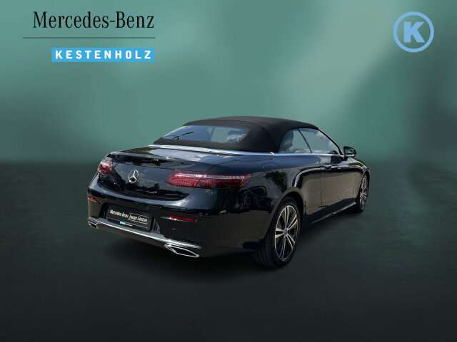 Fahrzeugbild eines Mercedes-Benz E-Klasse