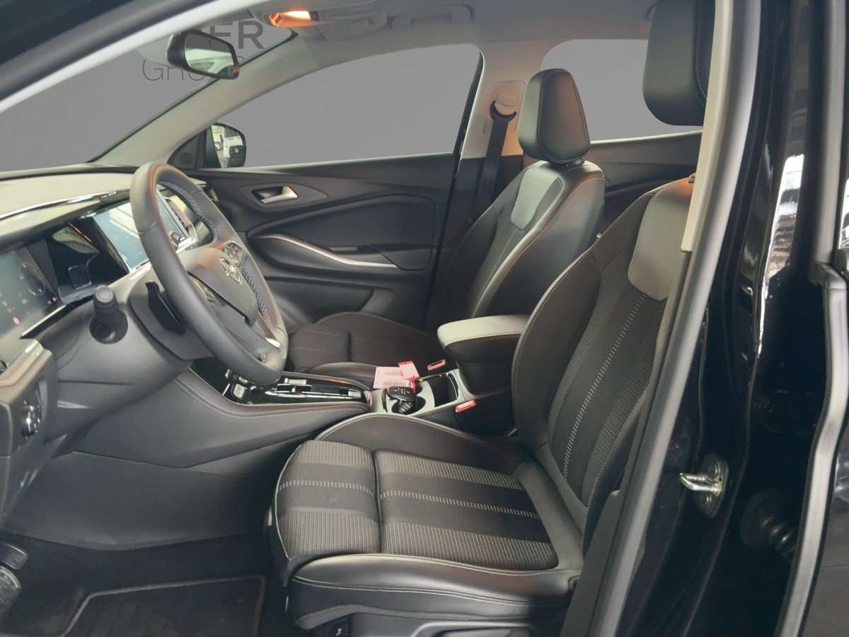 Fahrzeugbild eines Opel Grandland X