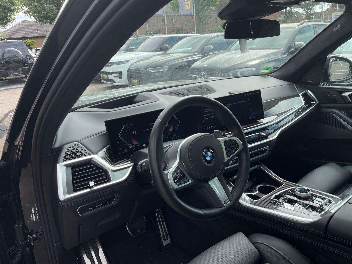Fahrzeugbild eines BMW X7
