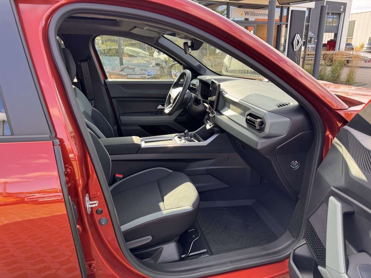 Fahrzeugbild eines Dacia Bigster