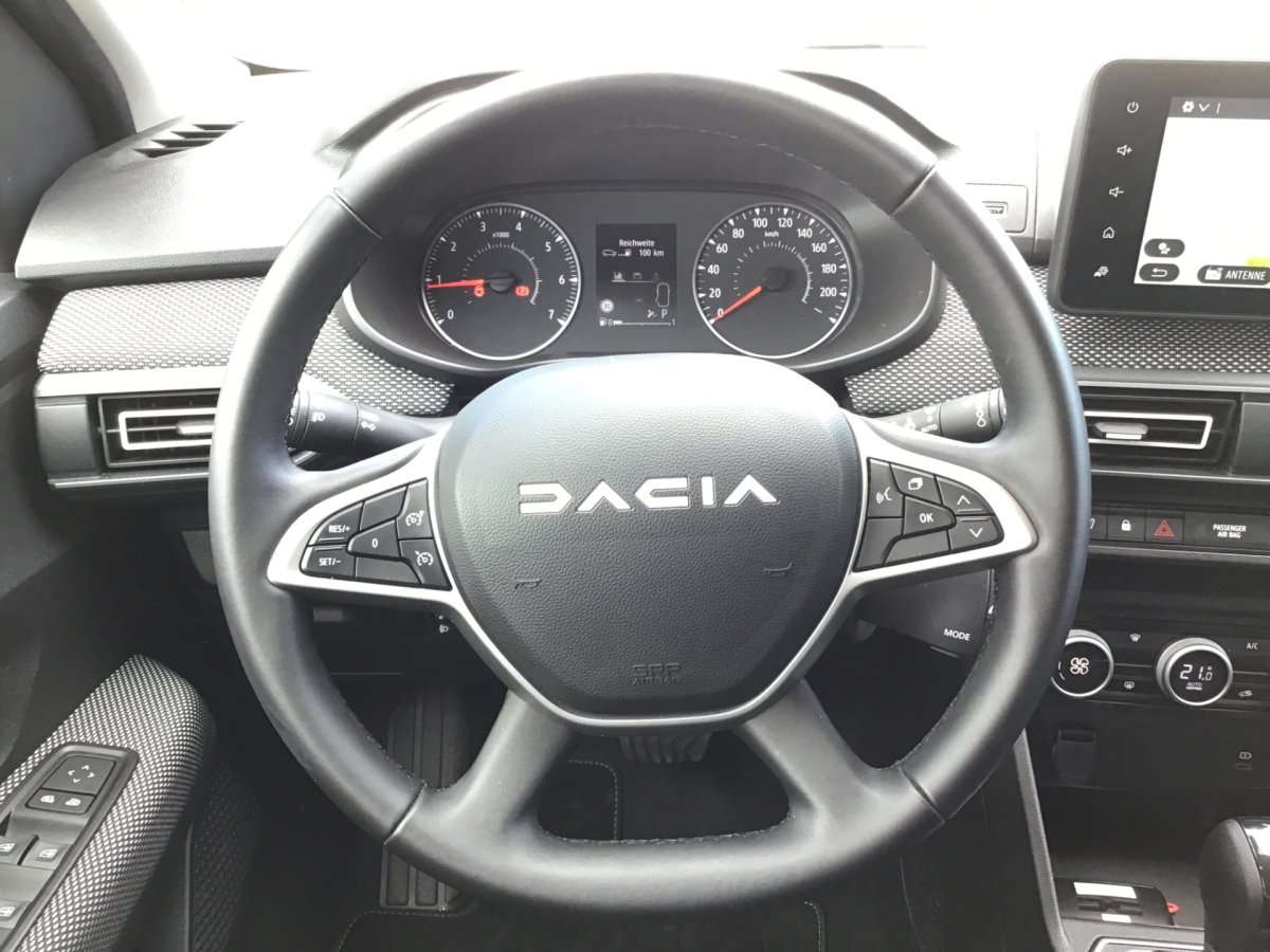 Fahrzeugbild eines Dacia Sandero