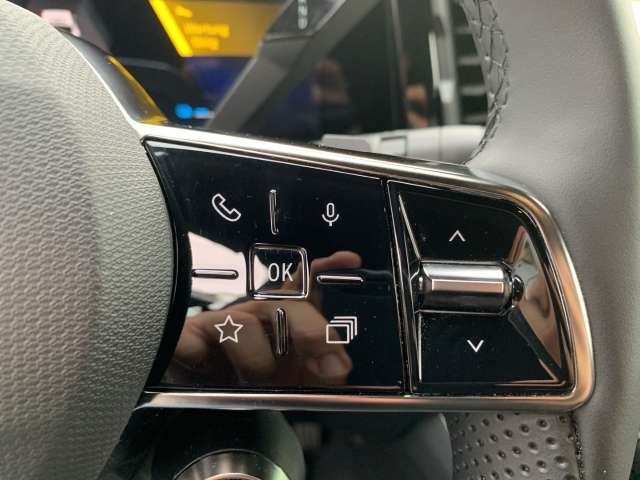 Fahrzeugbild eines Renault Rafale