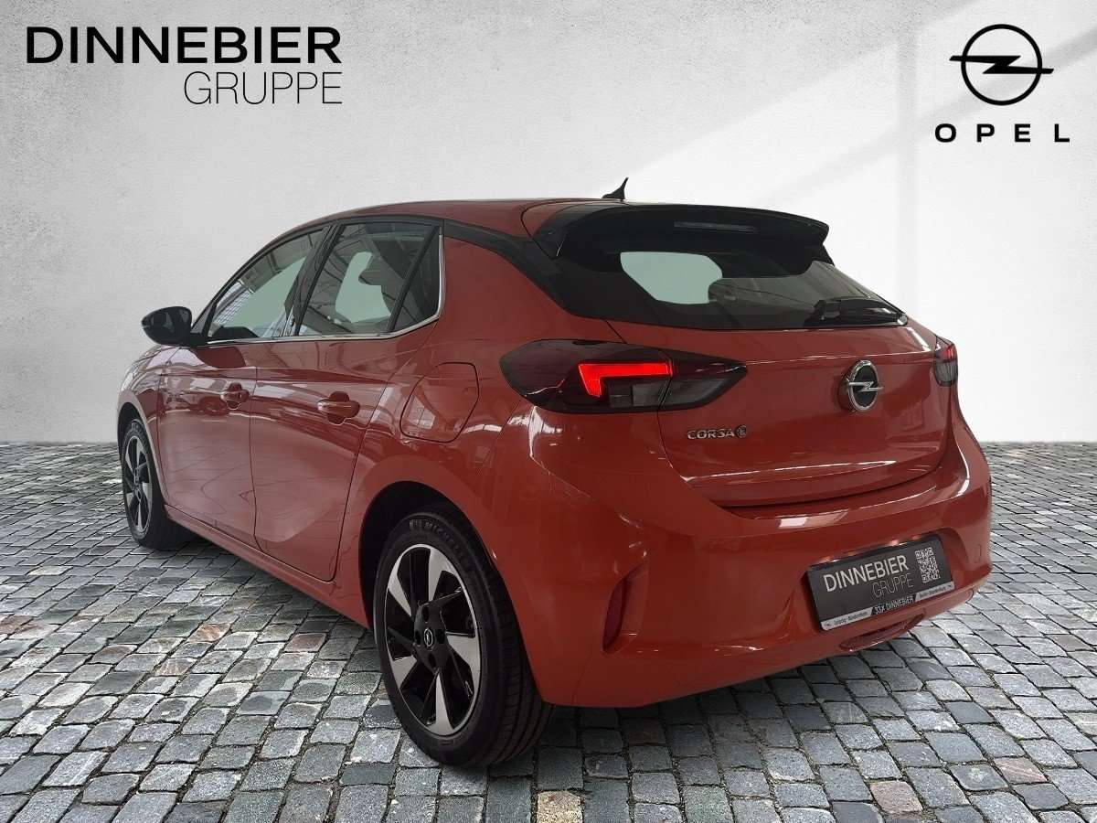 Fahrzeugbild eines Opel Corsa