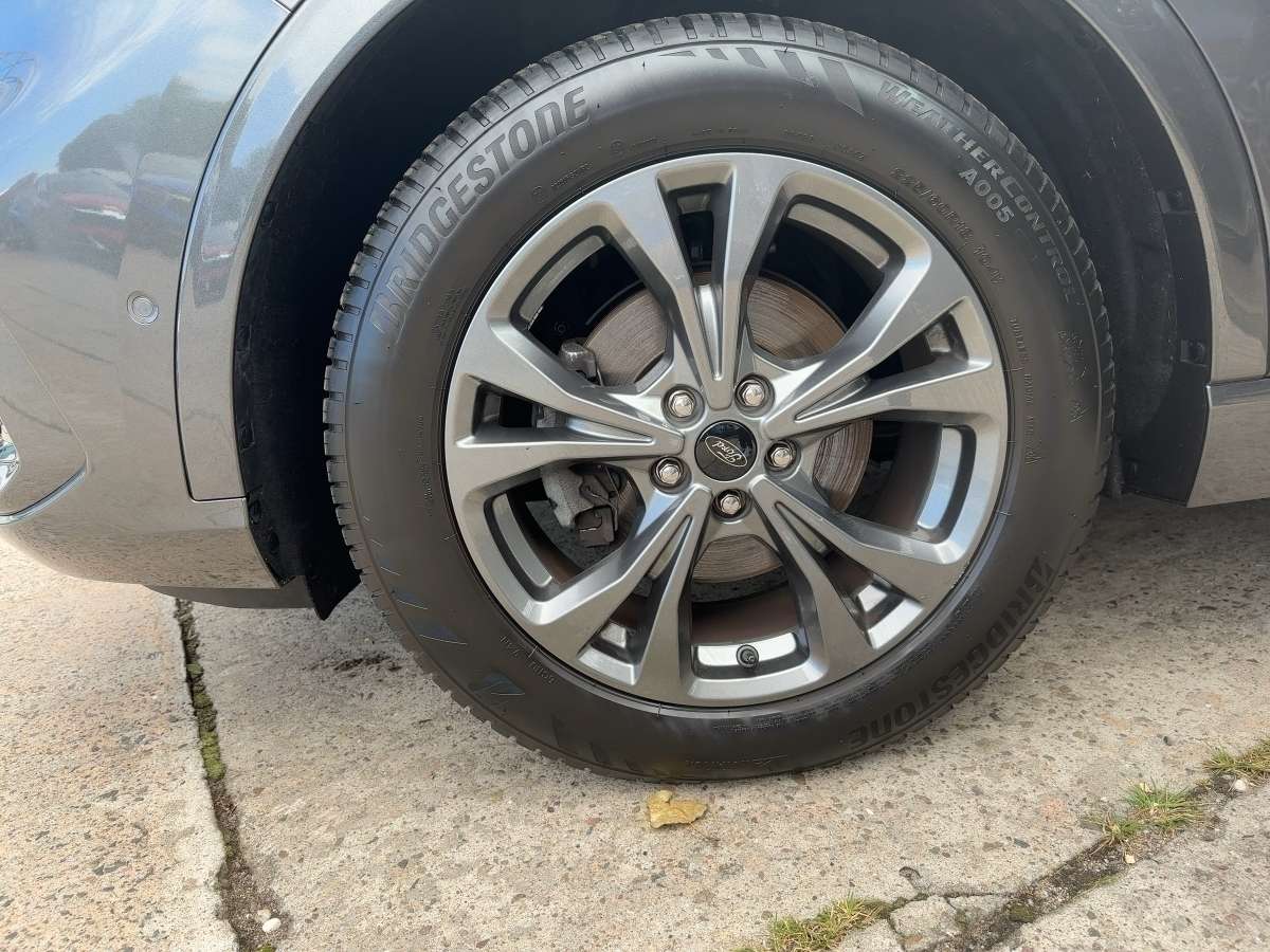 Fahrzeugbild eines Ford Kuga