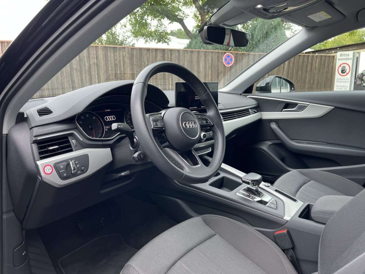 Fahrzeugbild eines Audi A4