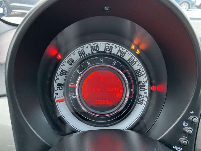 Fahrzeugbild eines Fiat 500