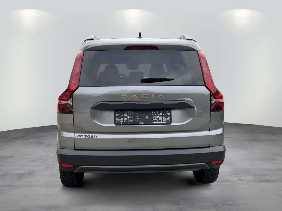 Fahrzeugbild eines Dacia Jogger