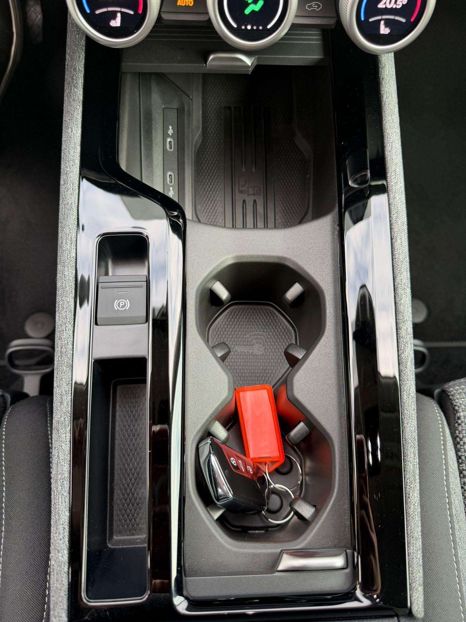 Fahrzeugbild eines Skoda Superb