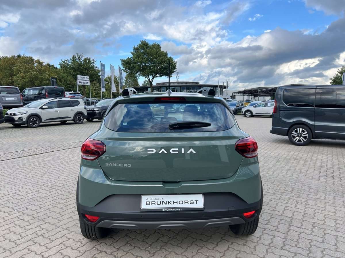 Fahrzeugbild eines Dacia Sandero