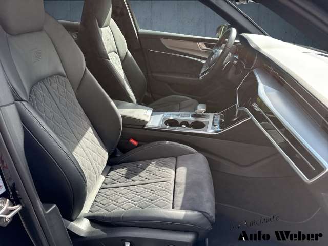 Fahrzeugbild eines Audi S6
