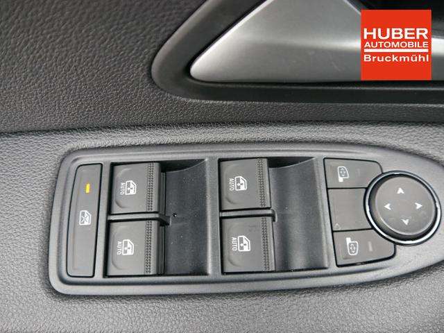 Fahrzeugbild eines Dacia Duster