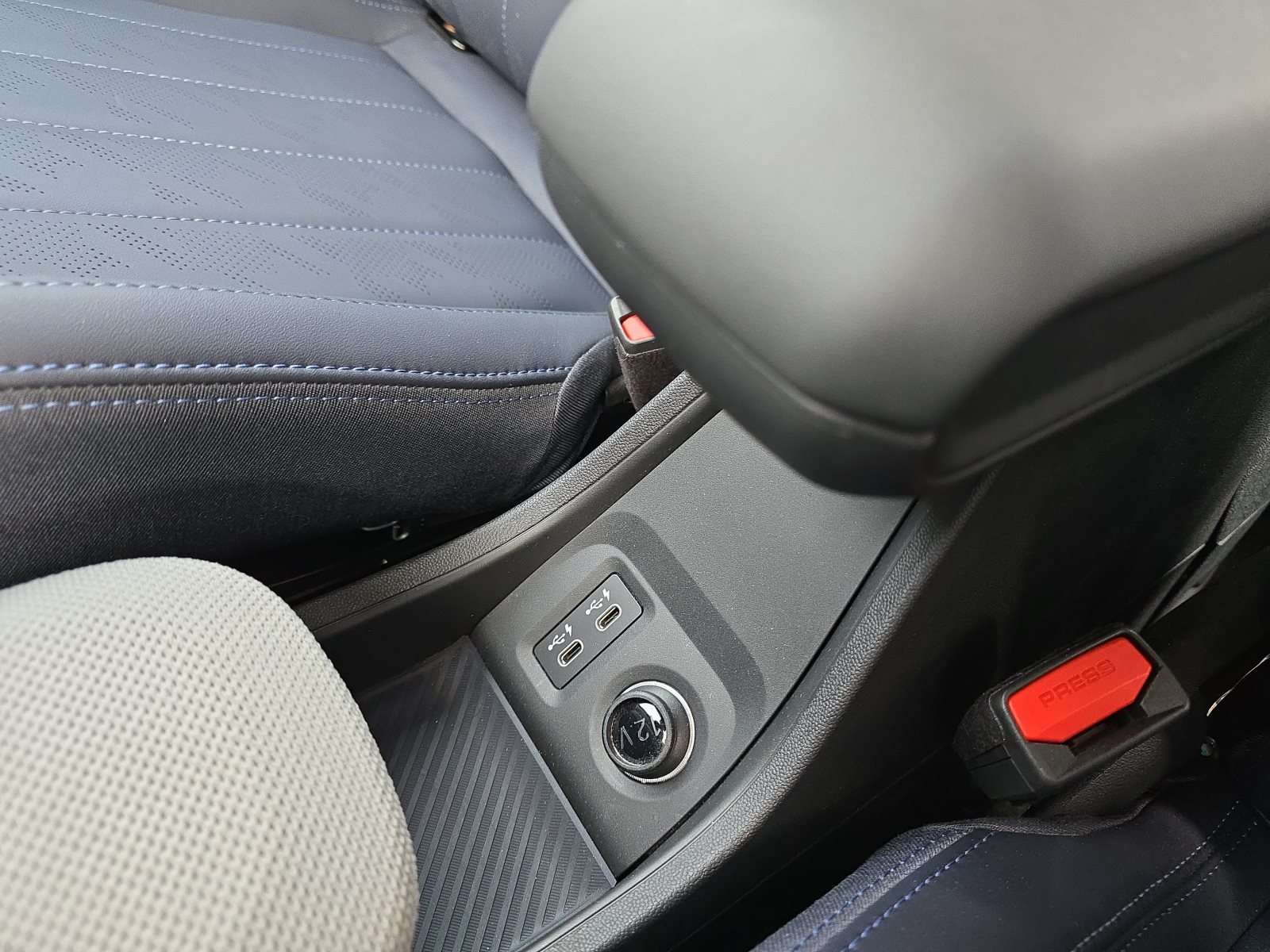 Fahrzeugbild eines MINI COOPER