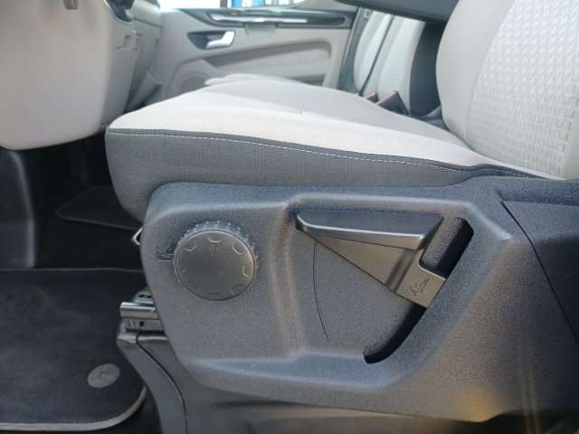 Fahrzeugbild eines Ford Tourneo Custom