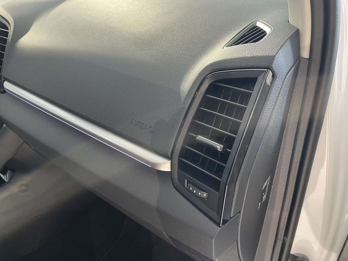 Fahrzeugbild eines Skoda Karoq