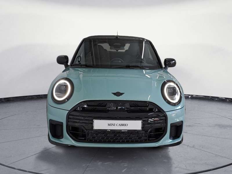 Fahrzeugbild eines MINI COOPER