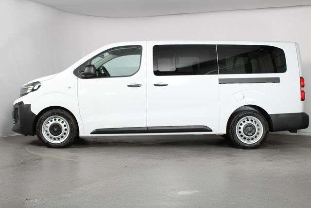 Fahrzeugbild eines Opel Vivaro