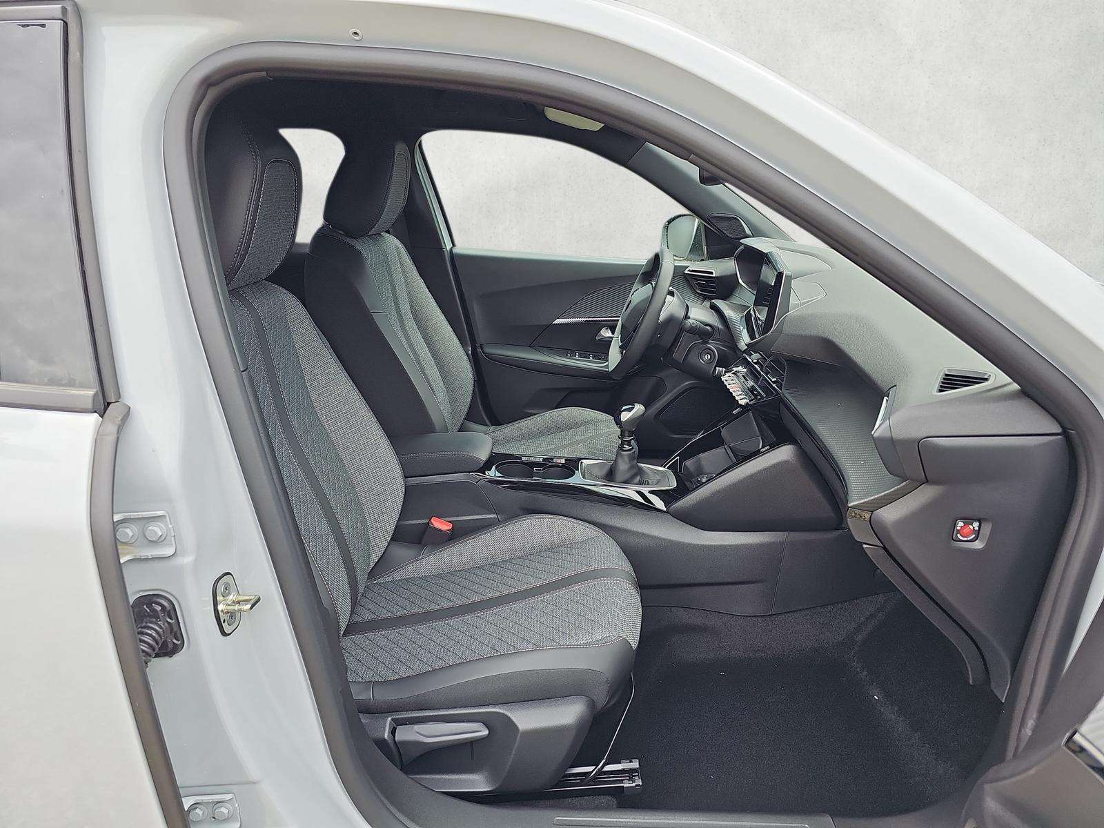 Fahrzeugbild eines Peugeot 2008