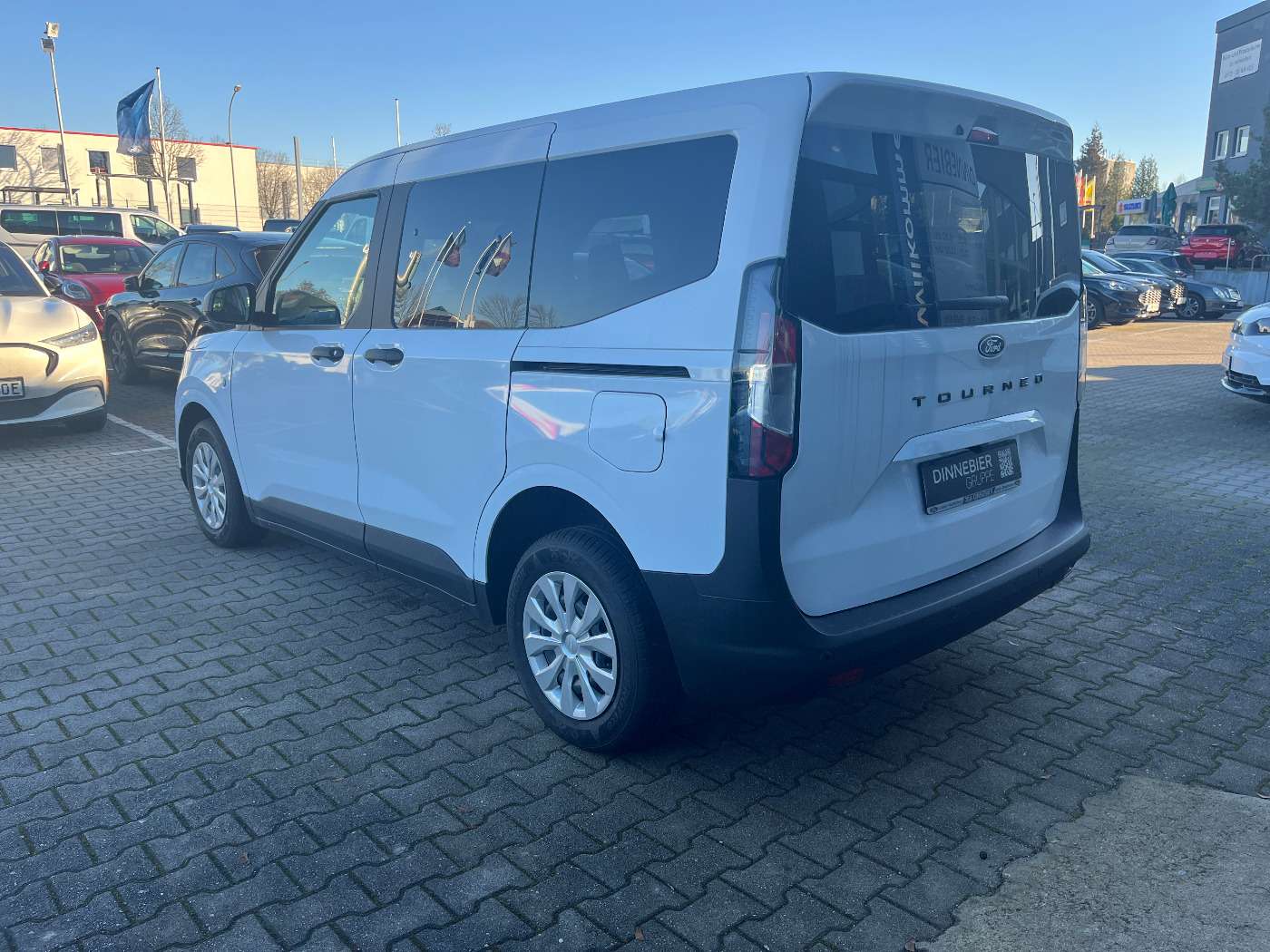 Fahrzeugbild eines Ford Tourneo Courier