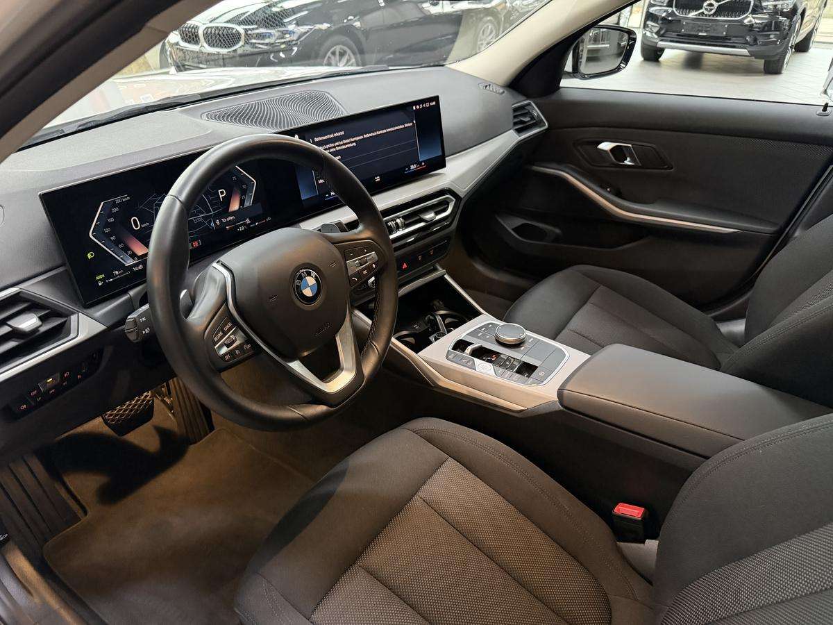 Fahrzeugbild eines BMW 3er-Reihe