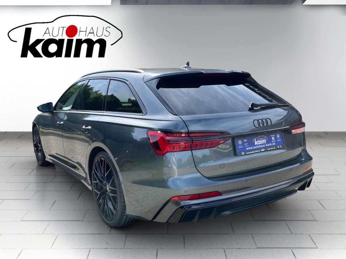 Fahrzeugbild eines Audi S6