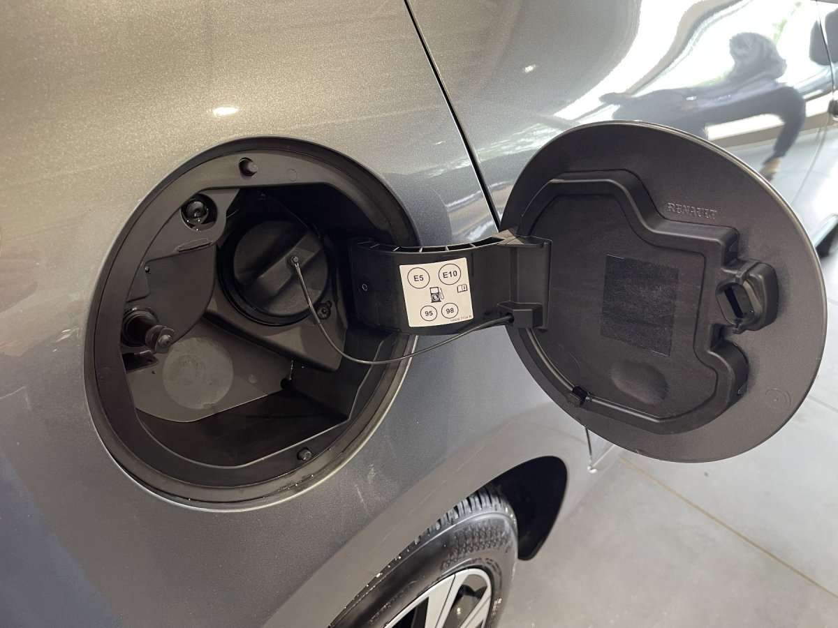 Fahrzeugbild eines Renault Clio