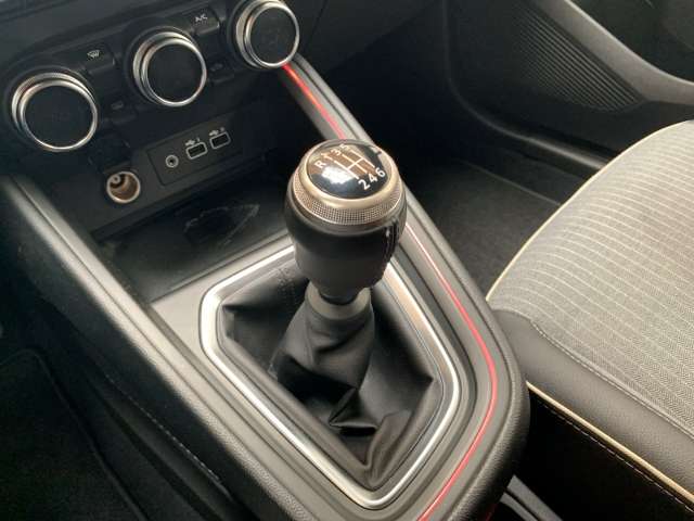 Fahrzeugbild eines Renault Clio