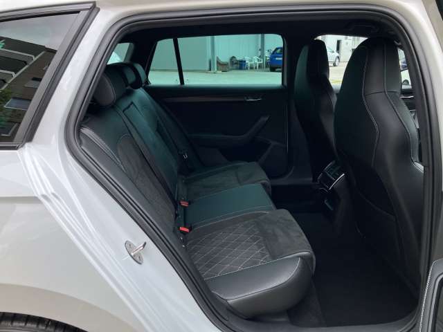 Fahrzeugbild eines Skoda Superb