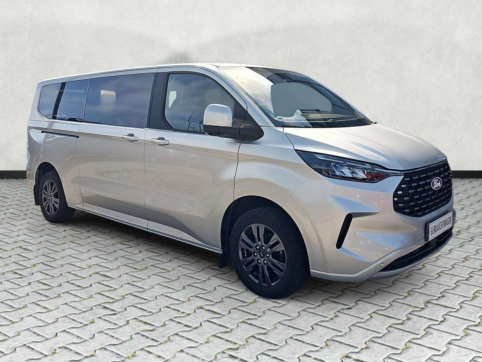 Fahrzeugbild eines Ford Tourneo Custom