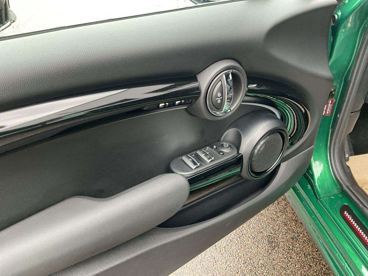 Fahrzeugbild eines MINI MINI