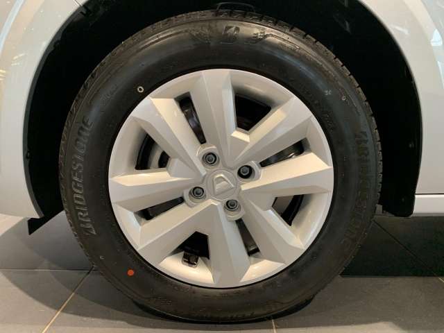 Fahrzeugbild eines Dacia Sandero